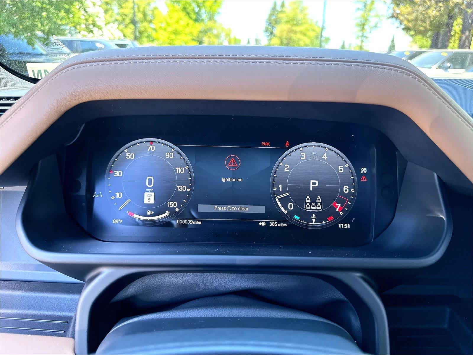 New 2026 Land Rover Defender 130 X-Dynamic SE AWD/4WD image 19