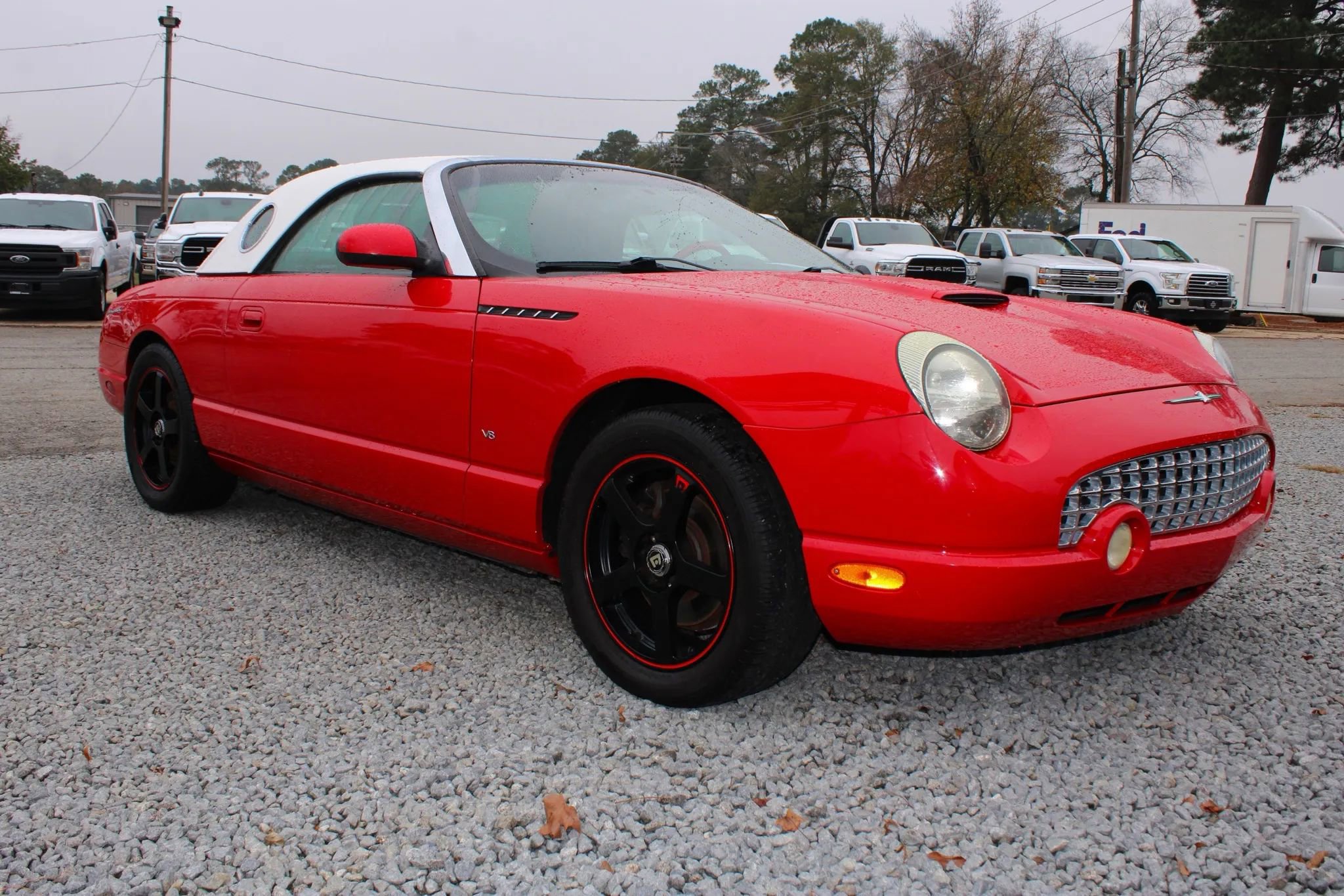 Used 2004 Ford Thunderbird image 9
