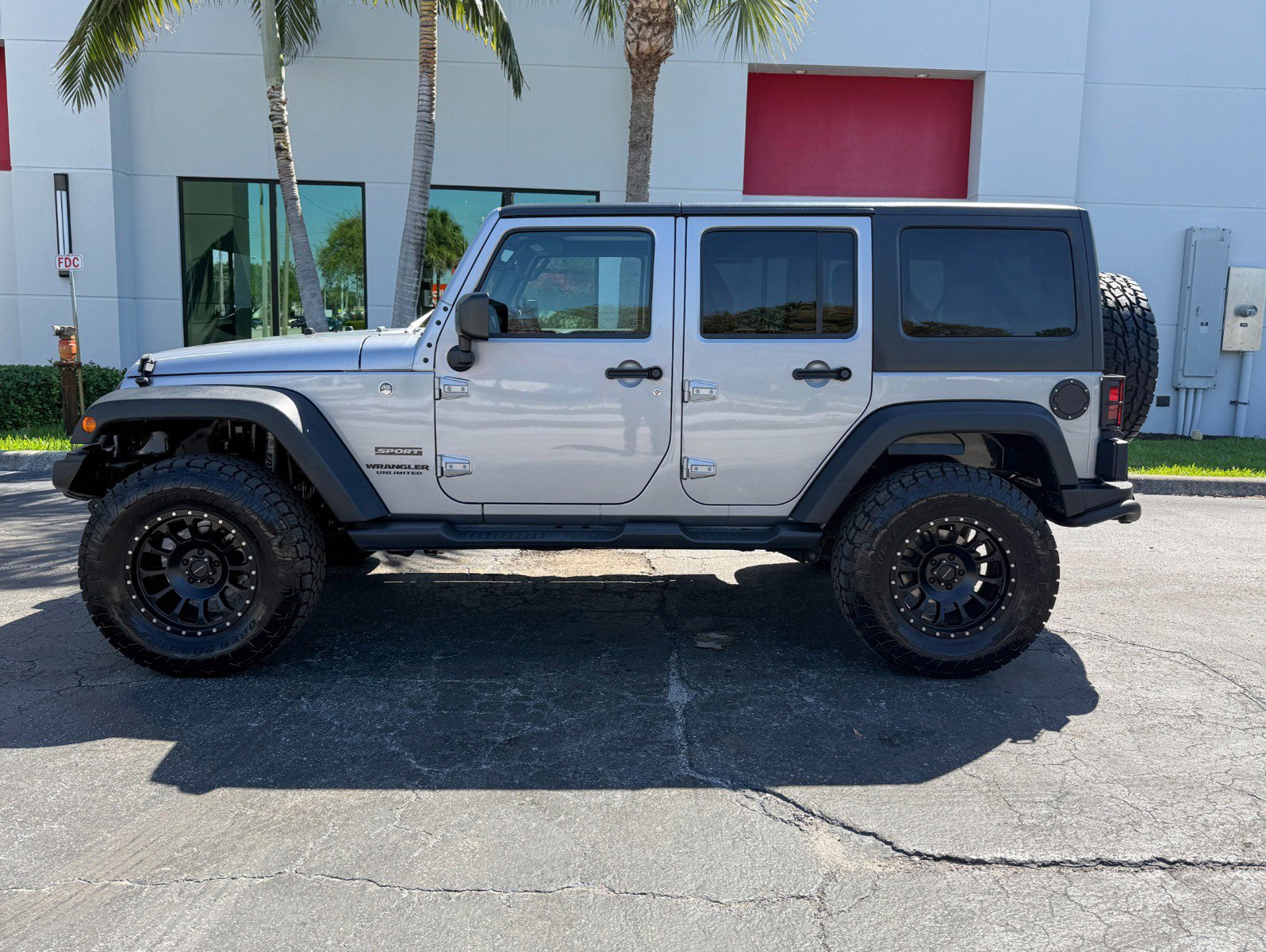 Used 2016 Jeep Wrangler Unlimited Sport w/ Quick Order Package 24S image 13