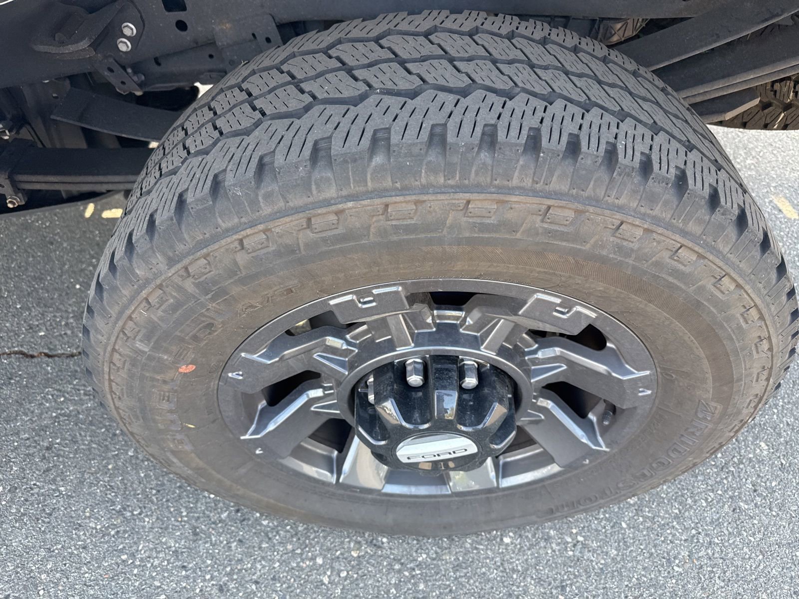 Used 2023 Ford F250 Lariat w/ Sport Appearance Package AWD/4WD image 13