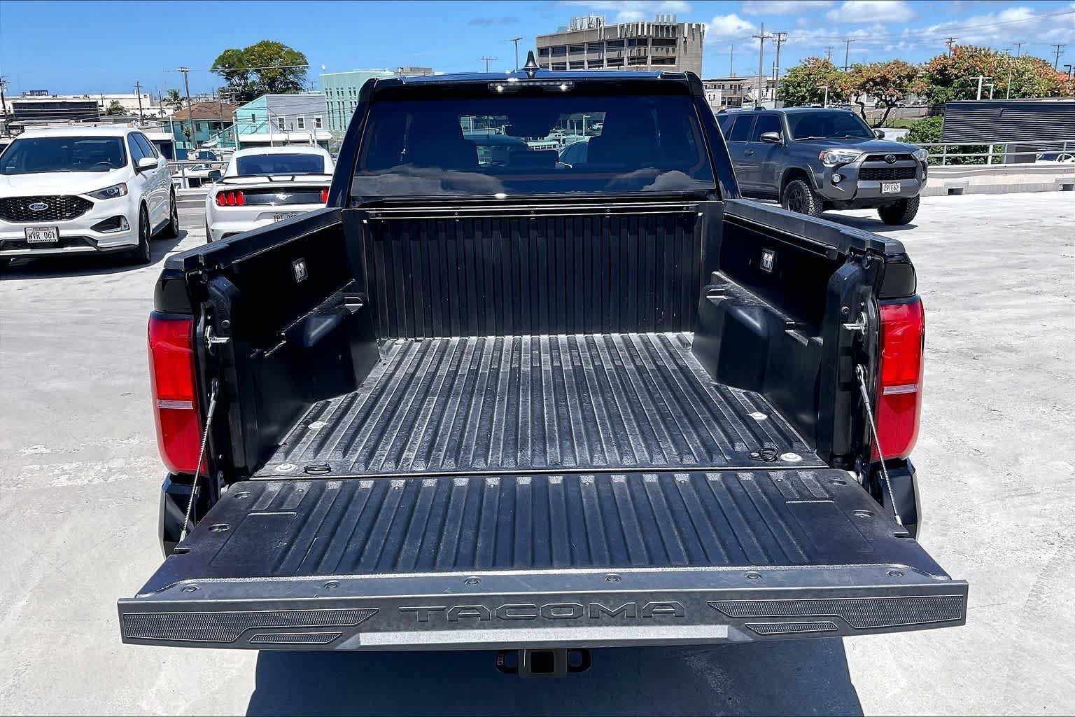 Used 2025 Toyota Tacoma TRD Off-Road AWD/4WD image 18