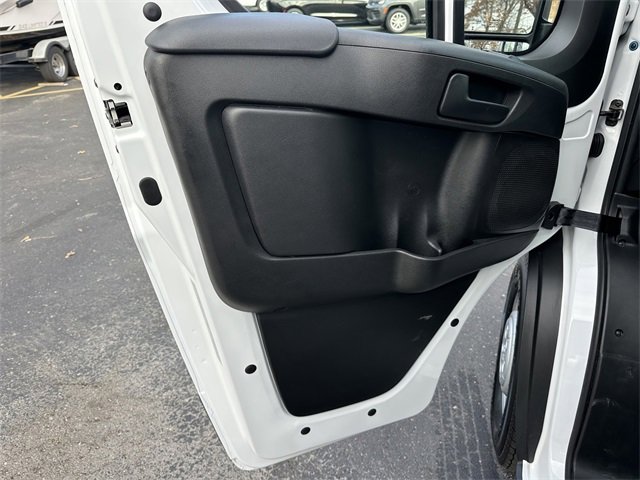Used 2025 RAM ProMaster 2500 image 32