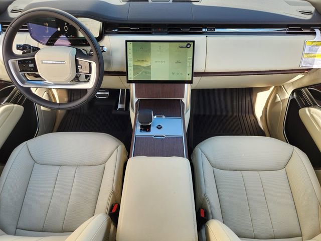 New 2026 Land Rover Range Rover Long Wheelbase SE AWD/4WD image 19