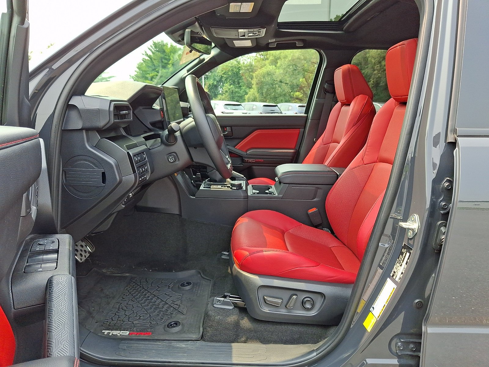 Certified 2025 Toyota 4Runner TRD Pro AWD/4WD image 15