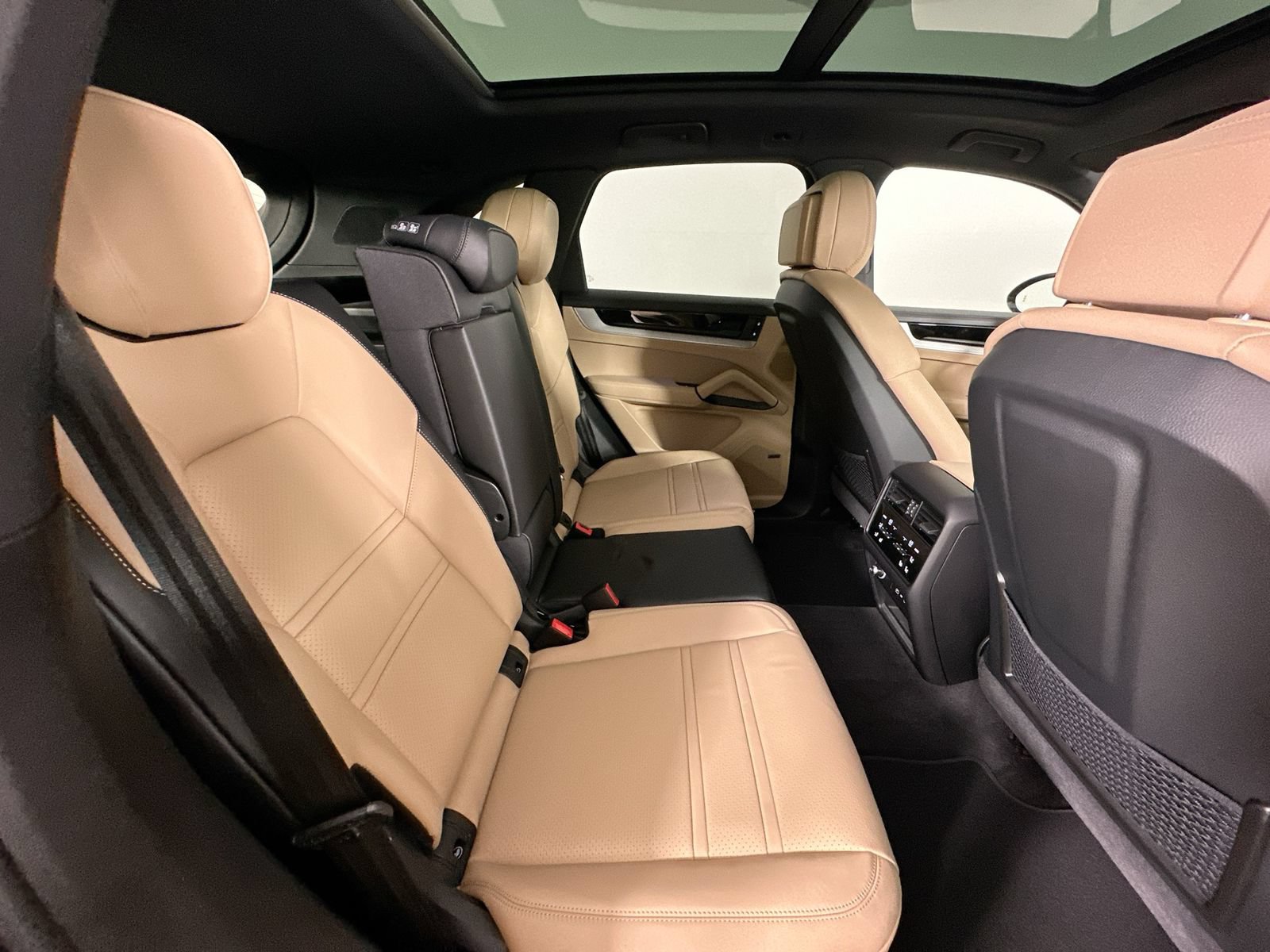 New 2026 Porsche Cayenne AWD/4WD image 41