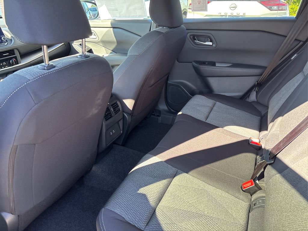New 2026 Nissan Rogue SV AWD/4WD image 19