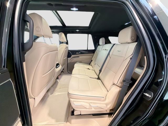 Certified 2021 Cadillac Escalade Premium Luxury w/ LPO, Illumination Package image 23