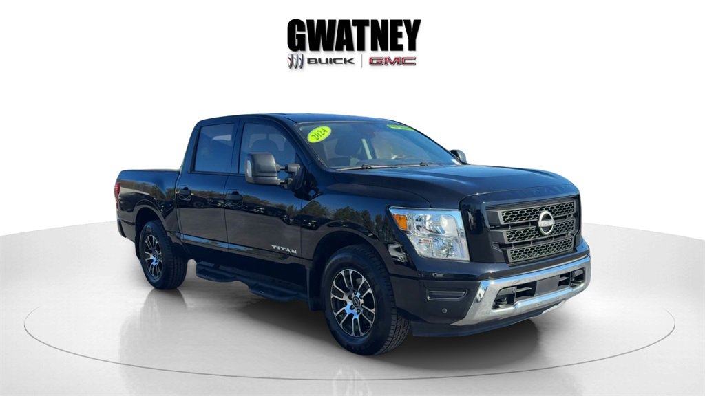 Used 2024 Nissan Titan SV w/ SV Convenience Package image 1