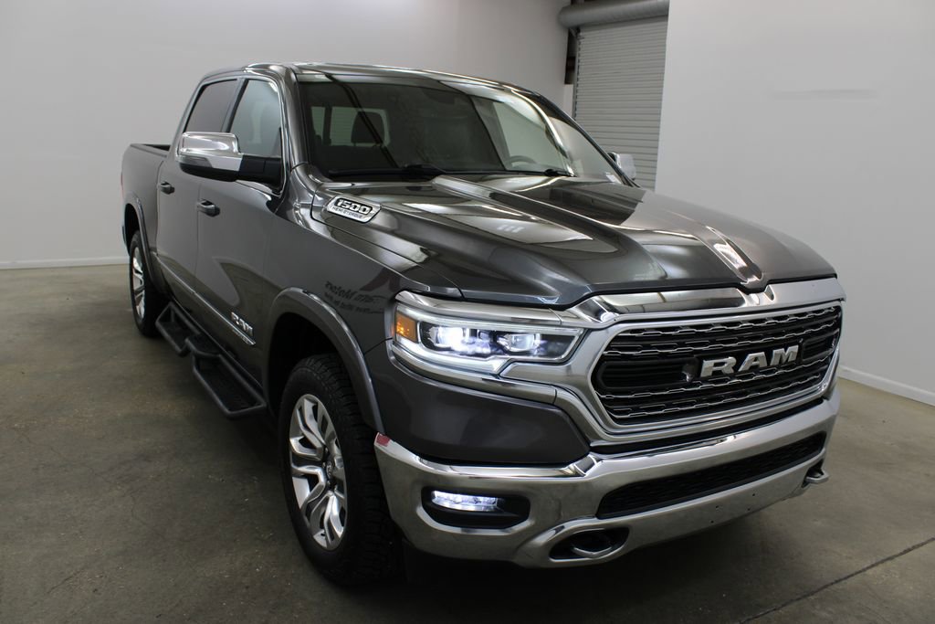 Used 2024 RAM 1500 Limited AWD/4WD image 6