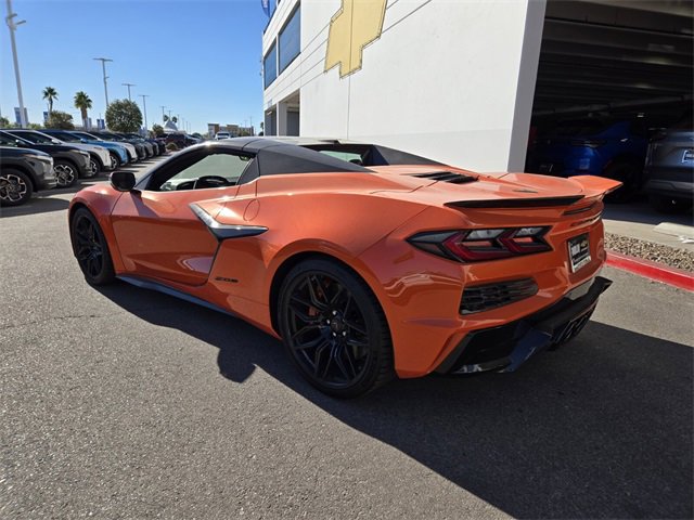Used 2025 Chevrolet Corvette Z06 w/ Stealth Interior Trim Package image 8