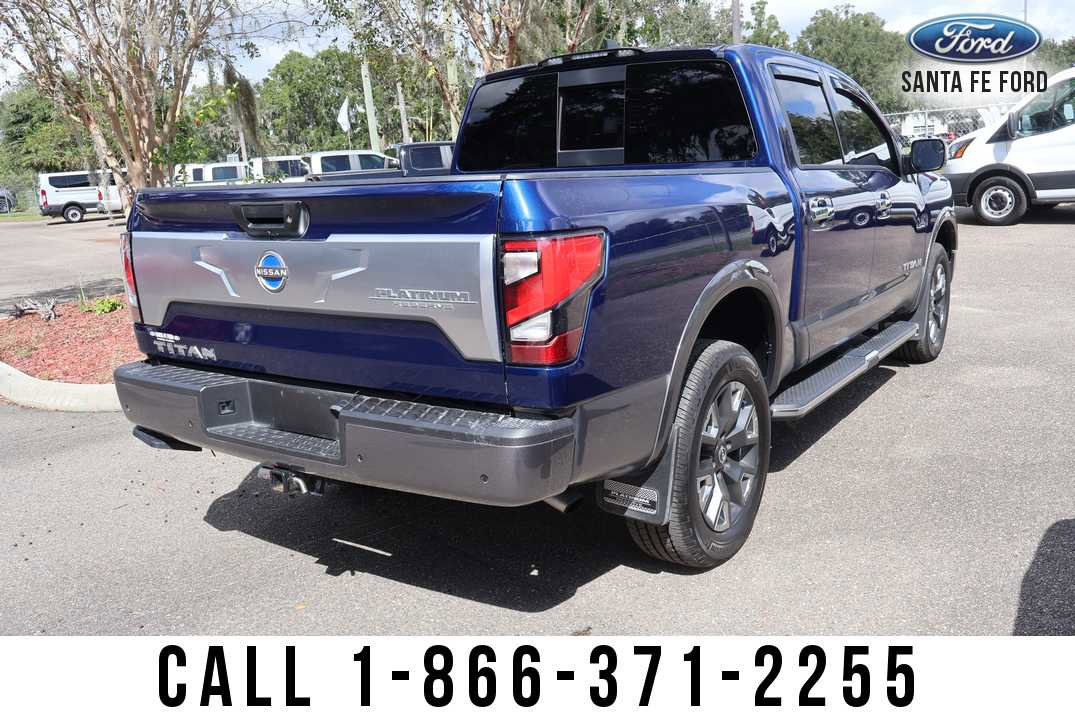 Used 2024 Nissan Titan Platinum Reserve w/ Moonroof Package RWD image 3