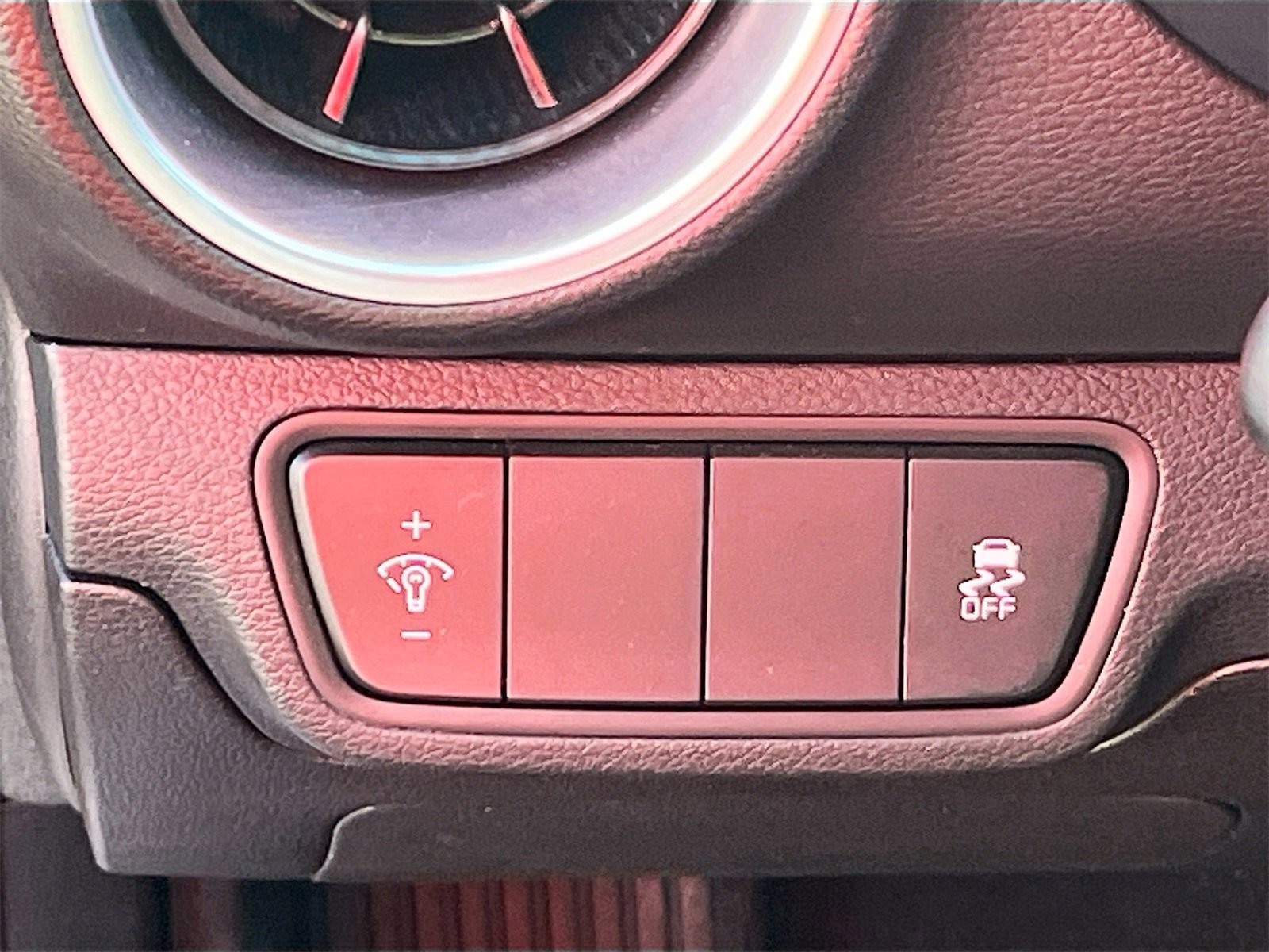 Used 2023 Kia Forte LXS image 10