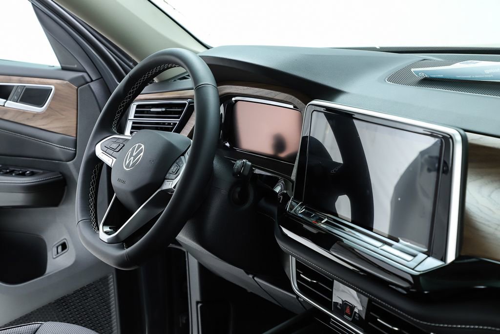 New 2026 Volkswagen Atlas SE FWD image 35