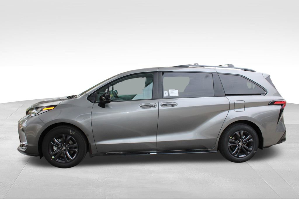 New 2026 Toyota Sienna XSE image 10