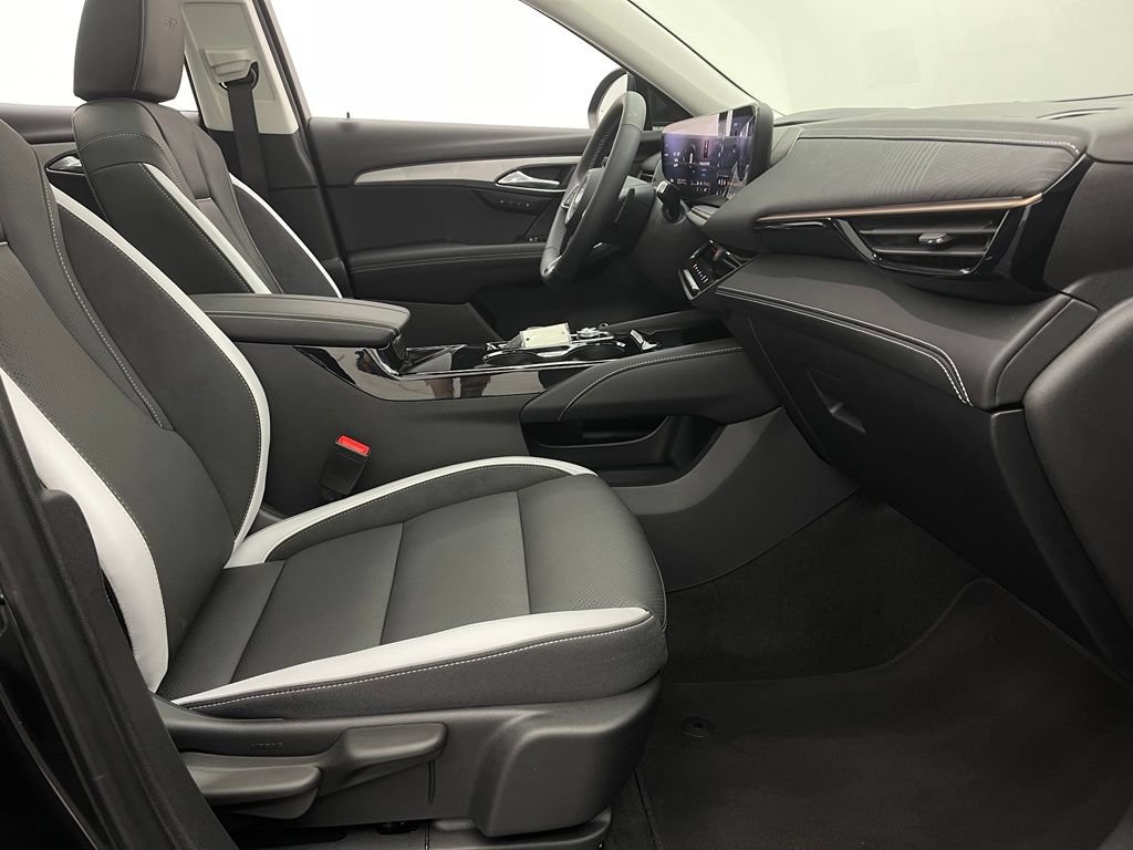 Used 2025 Buick Envision Sport Touring AWD/4WD image 32