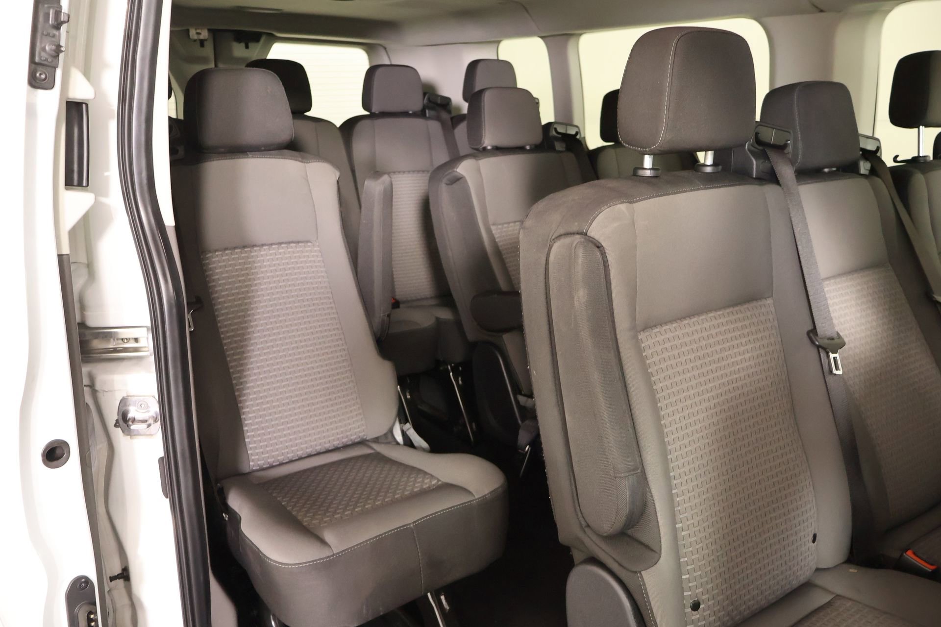 Used 2024 Ford Transit 350 XLT image 14