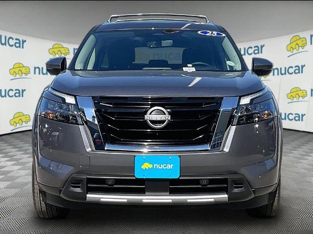 Certified 2025 Nissan Pathfinder Platinum w/ Cargo Package AWD/4WD image 2