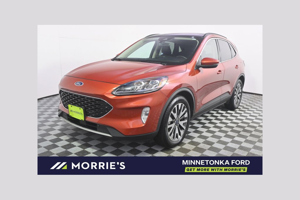 Used 2020 Ford Escape Titanium AWD/4WD image 1