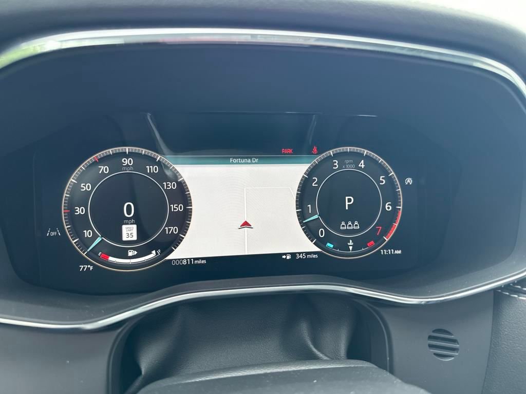 Used 2025 Jaguar F-PACE R-Dynamic S image 23