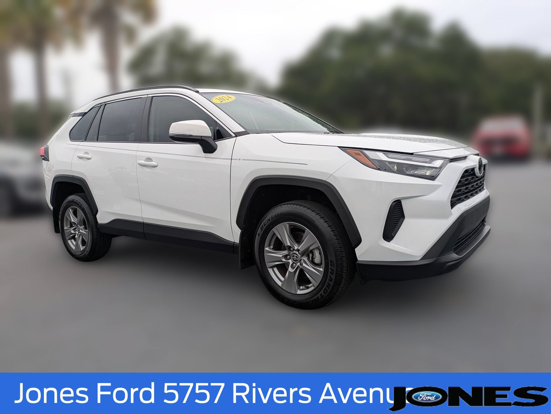 Used 2024 Toyota RAV4 XLE w/ Convenience Package FWD video 2