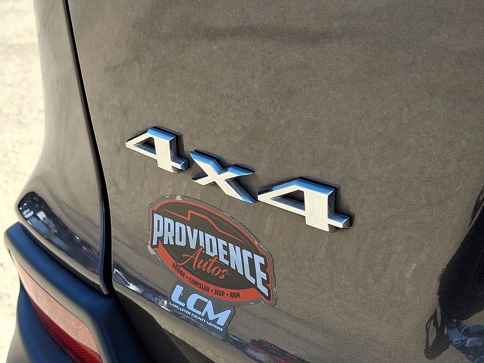 Used 2019 Jeep Cherokee Limited AWD/4WD image 32
