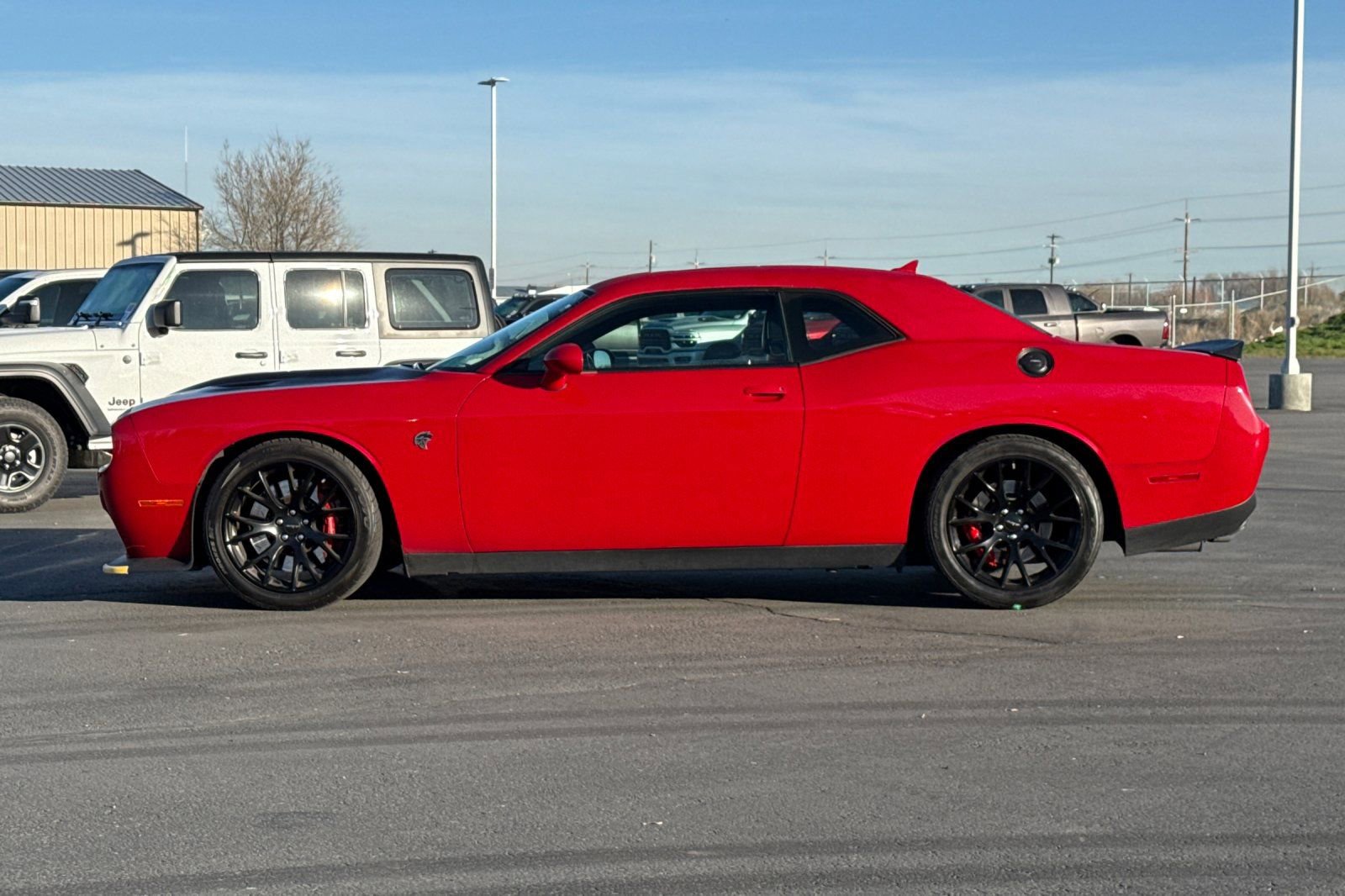Used 2016 Dodge Challenger SRT Hellcat RWD image 7
