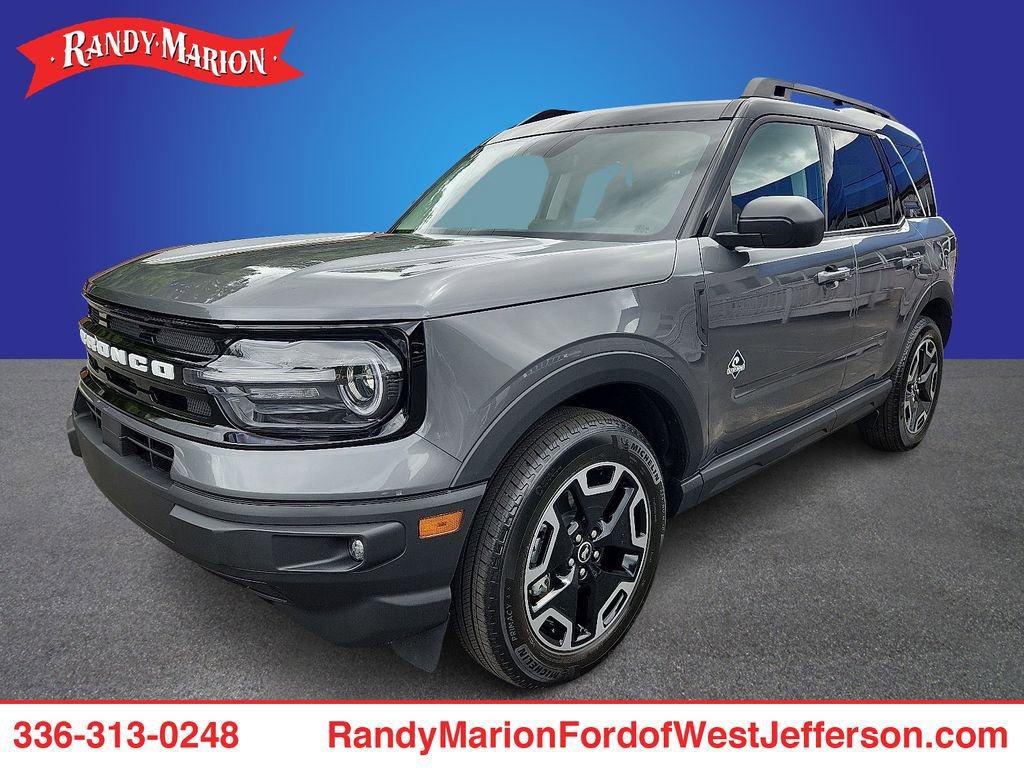New 2024 Ford Bronco Sport Outer Banks w/ Tech Package AWD/4WD image 1