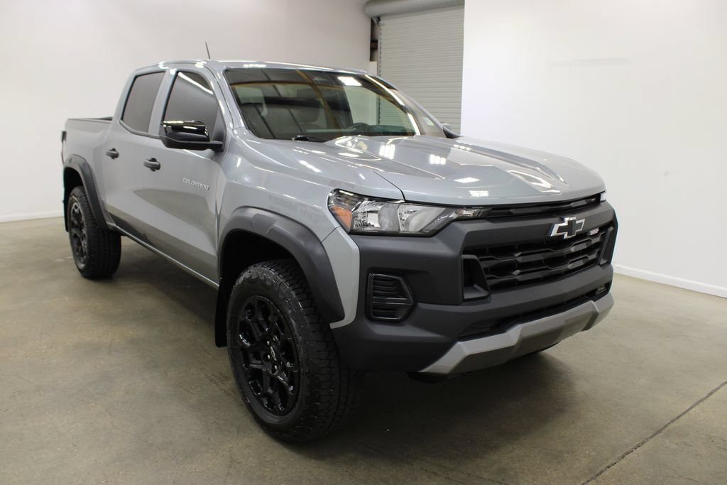 Used 2026 Chevrolet Colorado Trail Boss AWD/4WD image 6