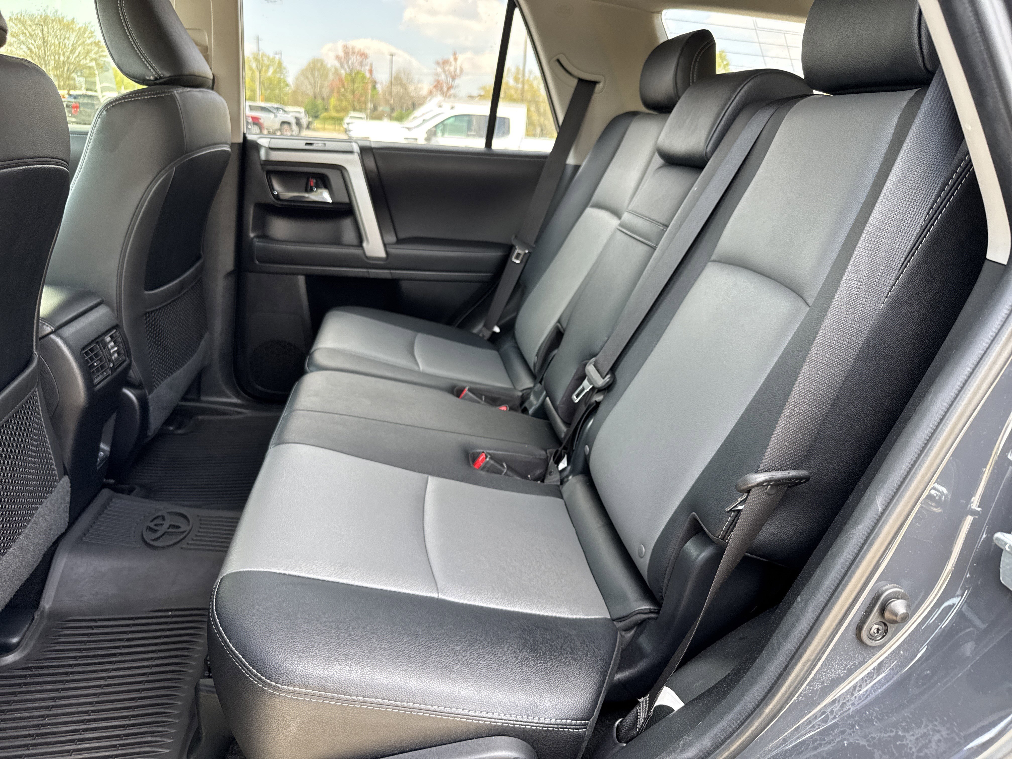 Used 2024 Toyota 4Runner SR5 Premium w/ Moonroof Package image 29