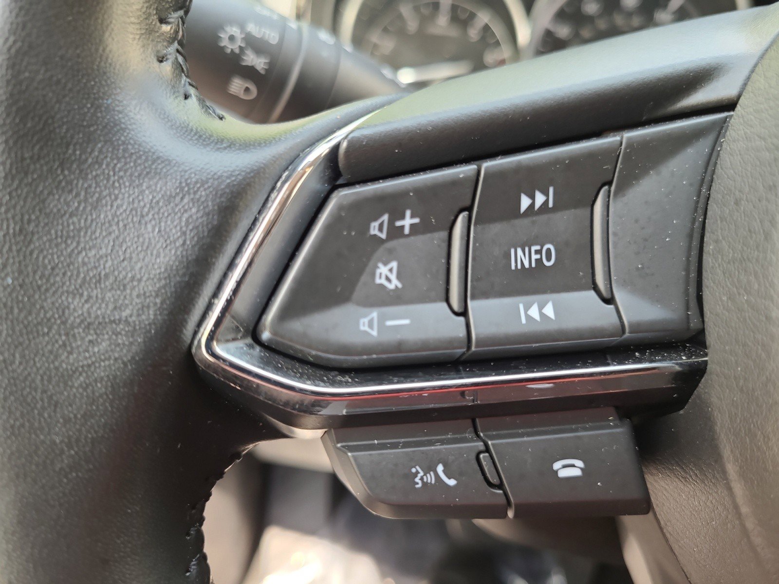 Used 2023 MAZDA CX-9 Touring AWD/4WD image 28