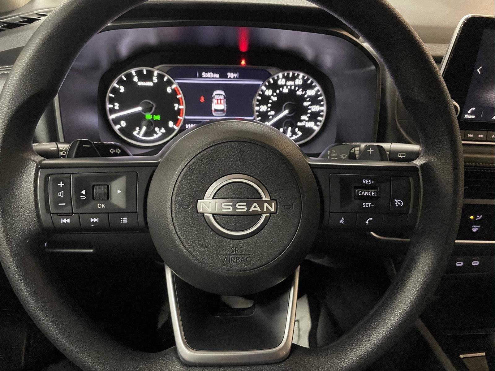 Used 2024 Nissan Rogue S AWD/4WD image 23