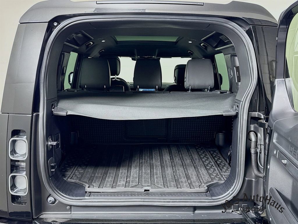 Used 2022 Land Rover Defender 110 X image 34