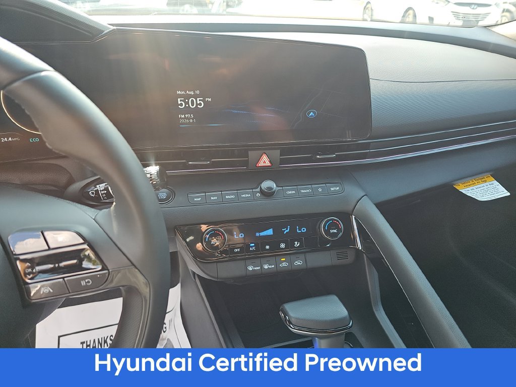 Certified 2025 Hyundai Elantra SEL FWD image 20