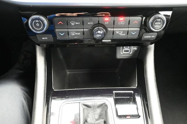 Used 2025 Jeep Compass Limited AWD/4WD image 43