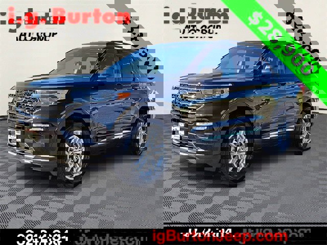 Used 2023 Ford Explorer XLT w/ Equipment Group 202A image 3