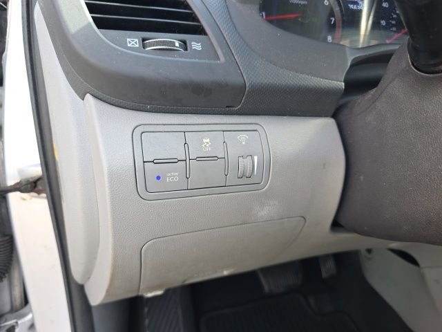 Used 2016 Hyundai Accent SE FWD image 14