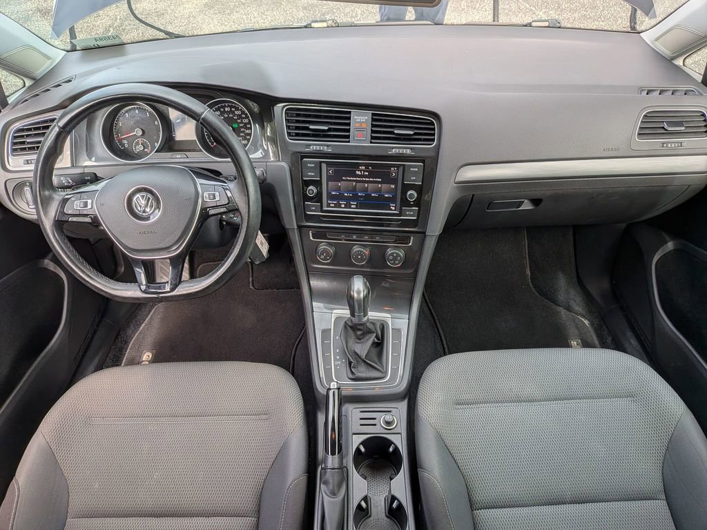 Used 2018 Volkswagen Golf S FWD image 26