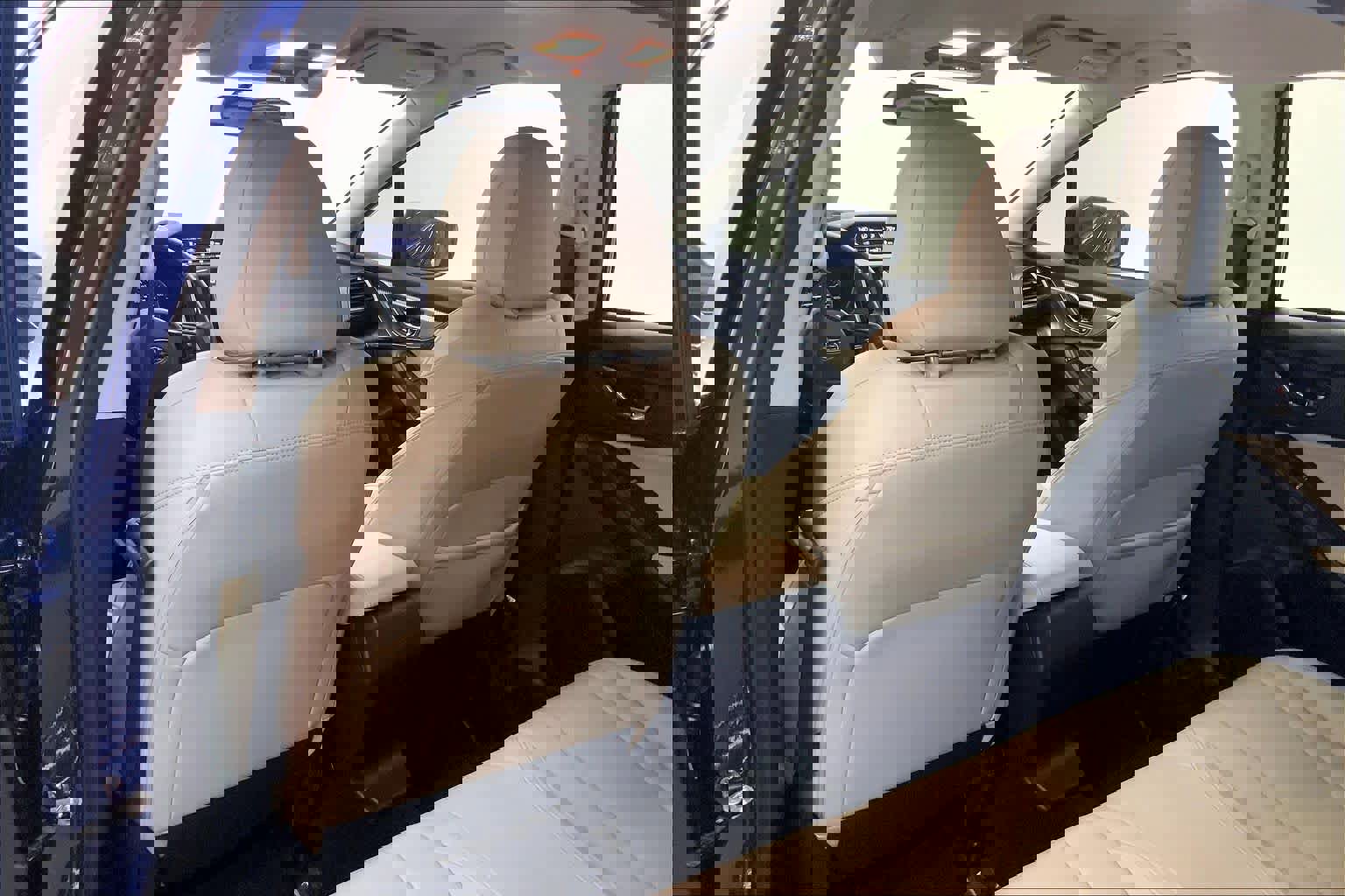 Used 2022 Subaru Impreza 2.0i Limited image 16