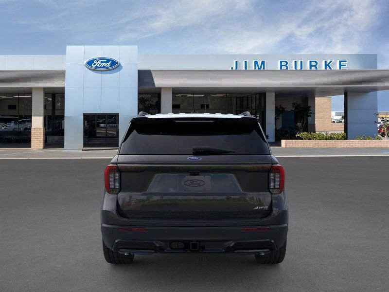 New 2026 Ford Explorer ST-Line w/ ST-Line Street Pack image 5