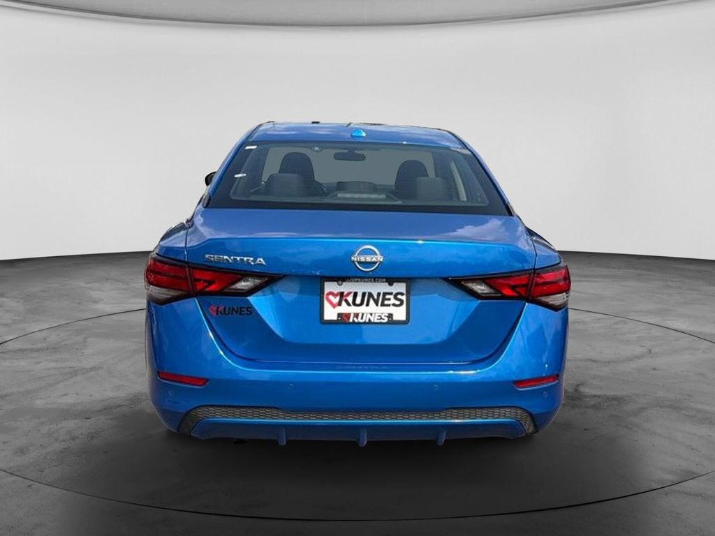 Used 2025 Nissan Sentra SV FWD image 8