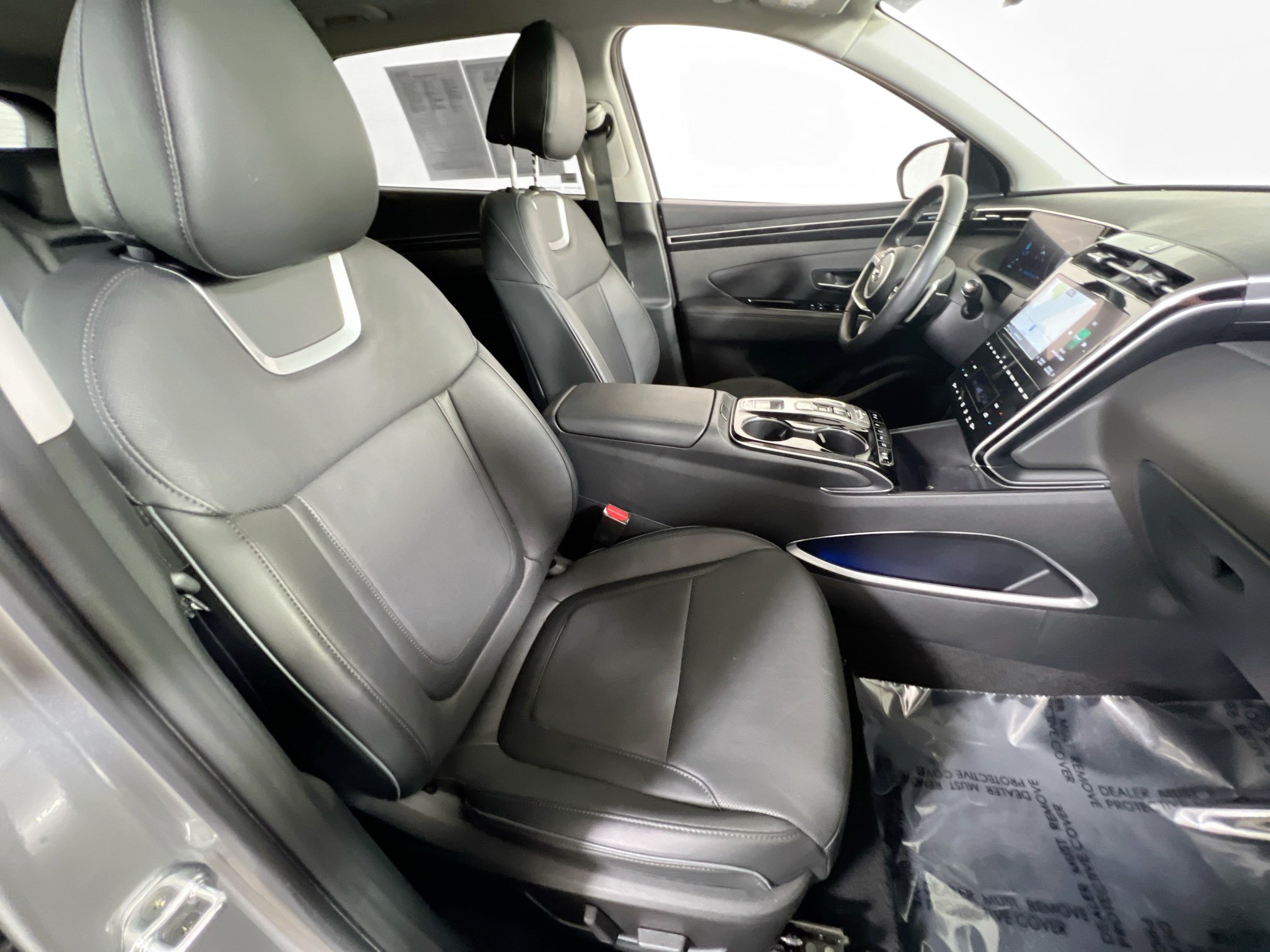 Used 2023 Hyundai Tucson Limited w/ Cargo Package AWD/4WD image 29