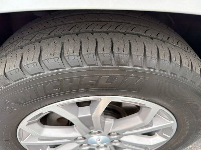 Used 2013 GMC Acadia SLT FWD image 30