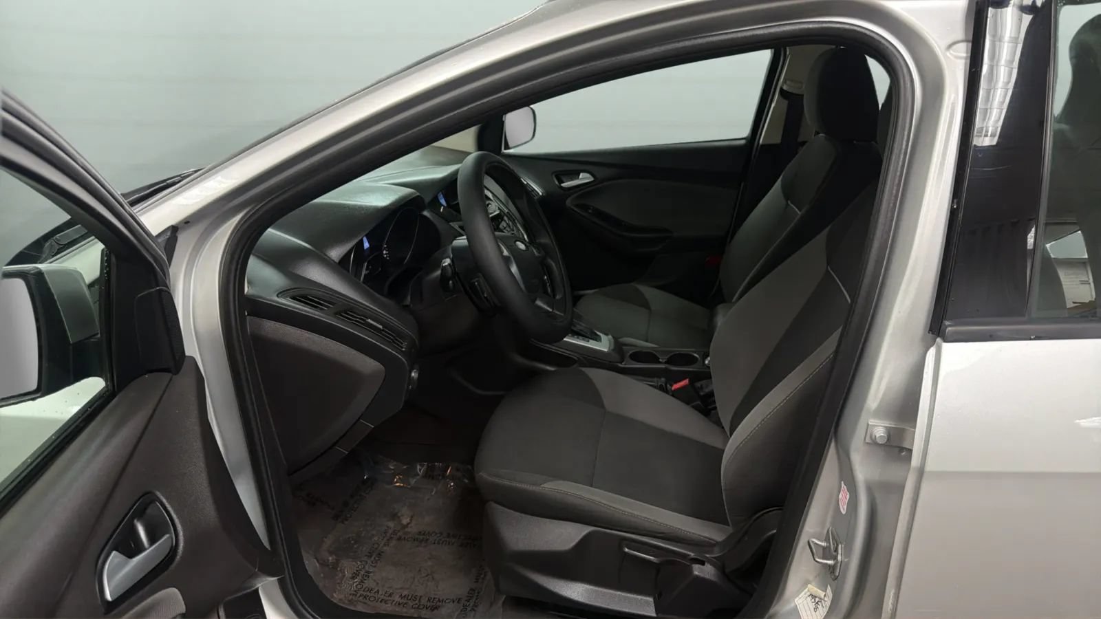 Used 2013 Ford Focus SE FWD image 19