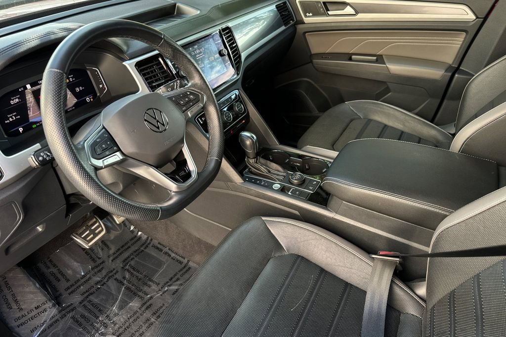 Used 2022 Volkswagen Atlas Cross Sport SEL Premium R-Line image 9