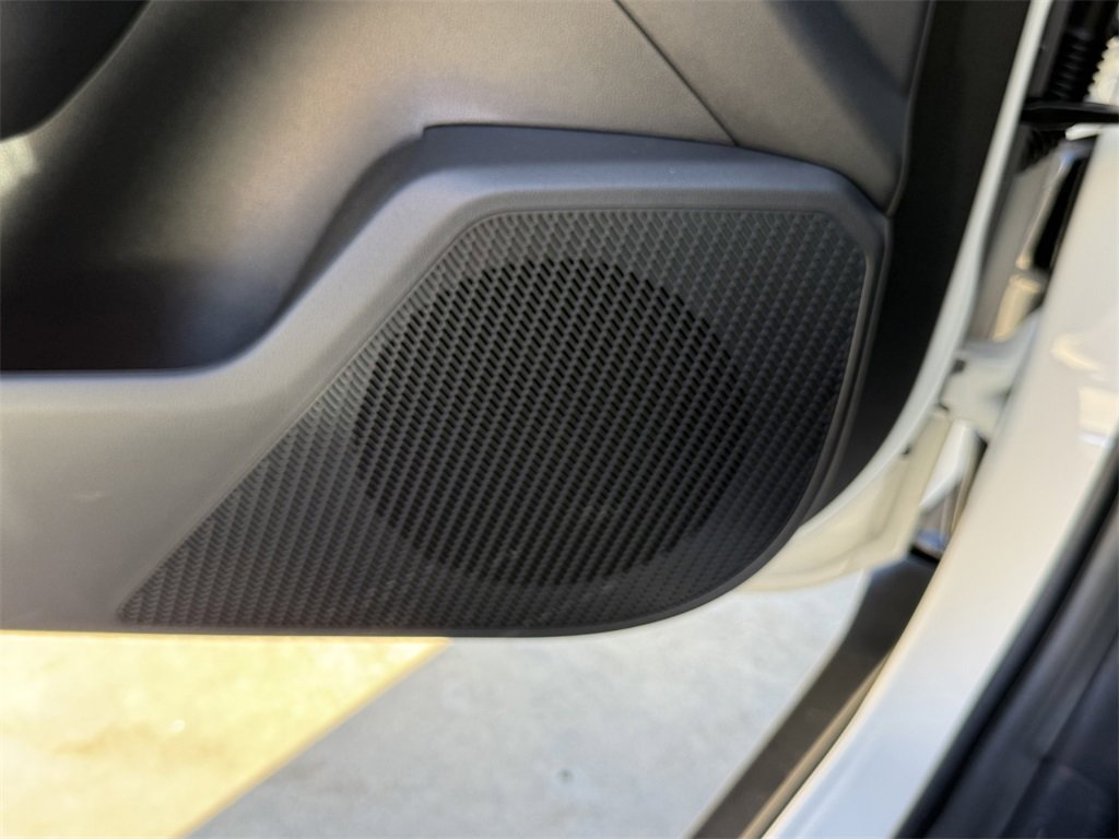 New 2025 Kia K4 LXS image 19