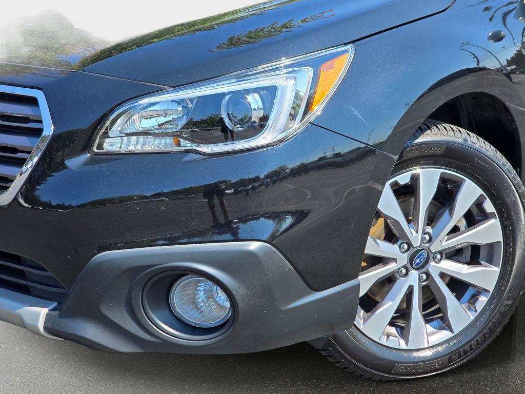 Used 2017 Subaru Outback 2.5i Touring w/ Popular Package #5A AWD/4WD image 32