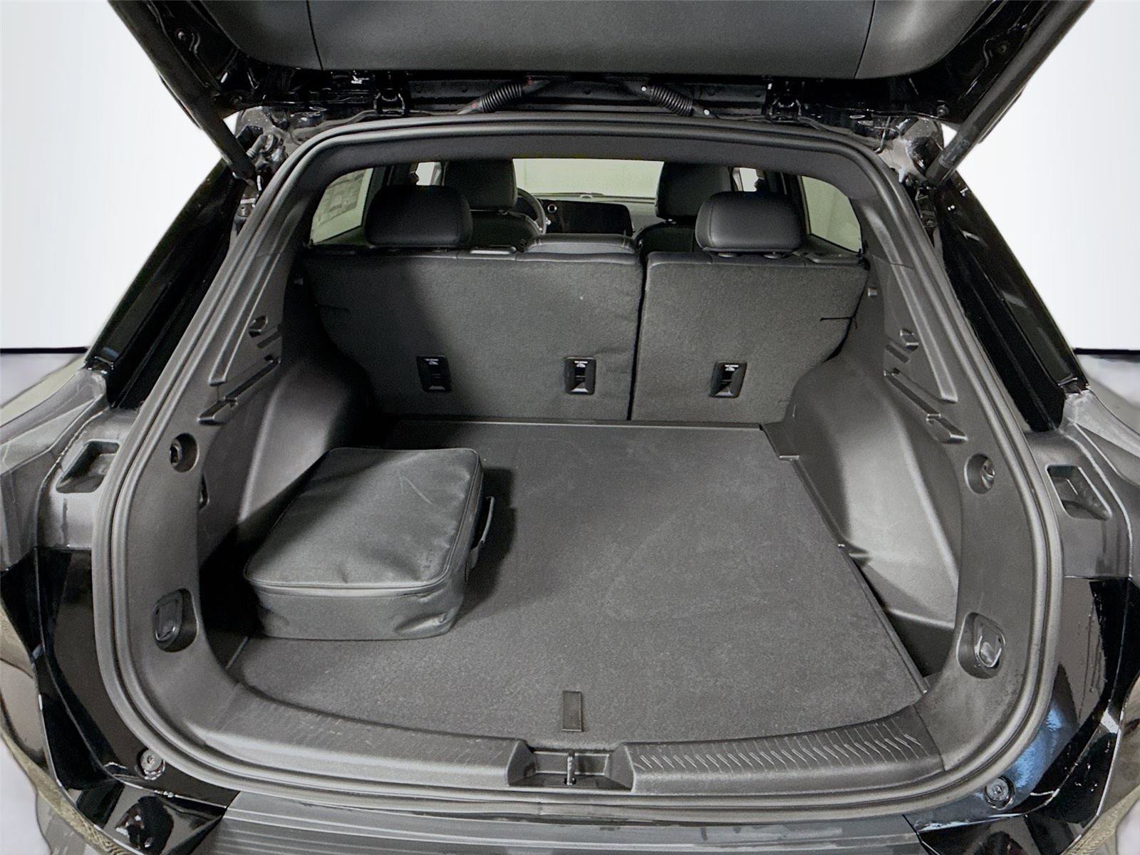 New 2026 Chevrolet Equinox EV LT image 19