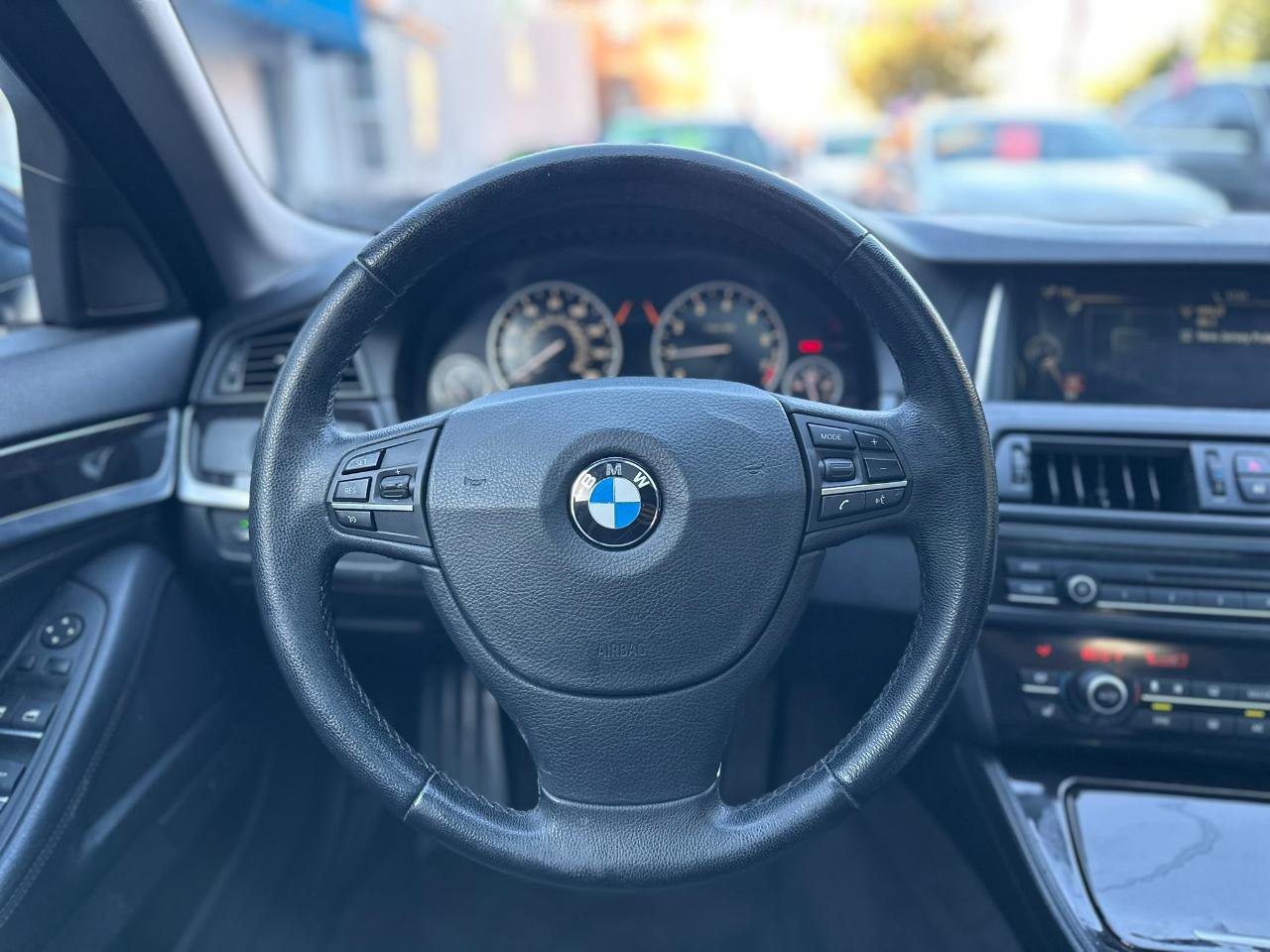 Used 2014 BMW 528i Sedan image 46