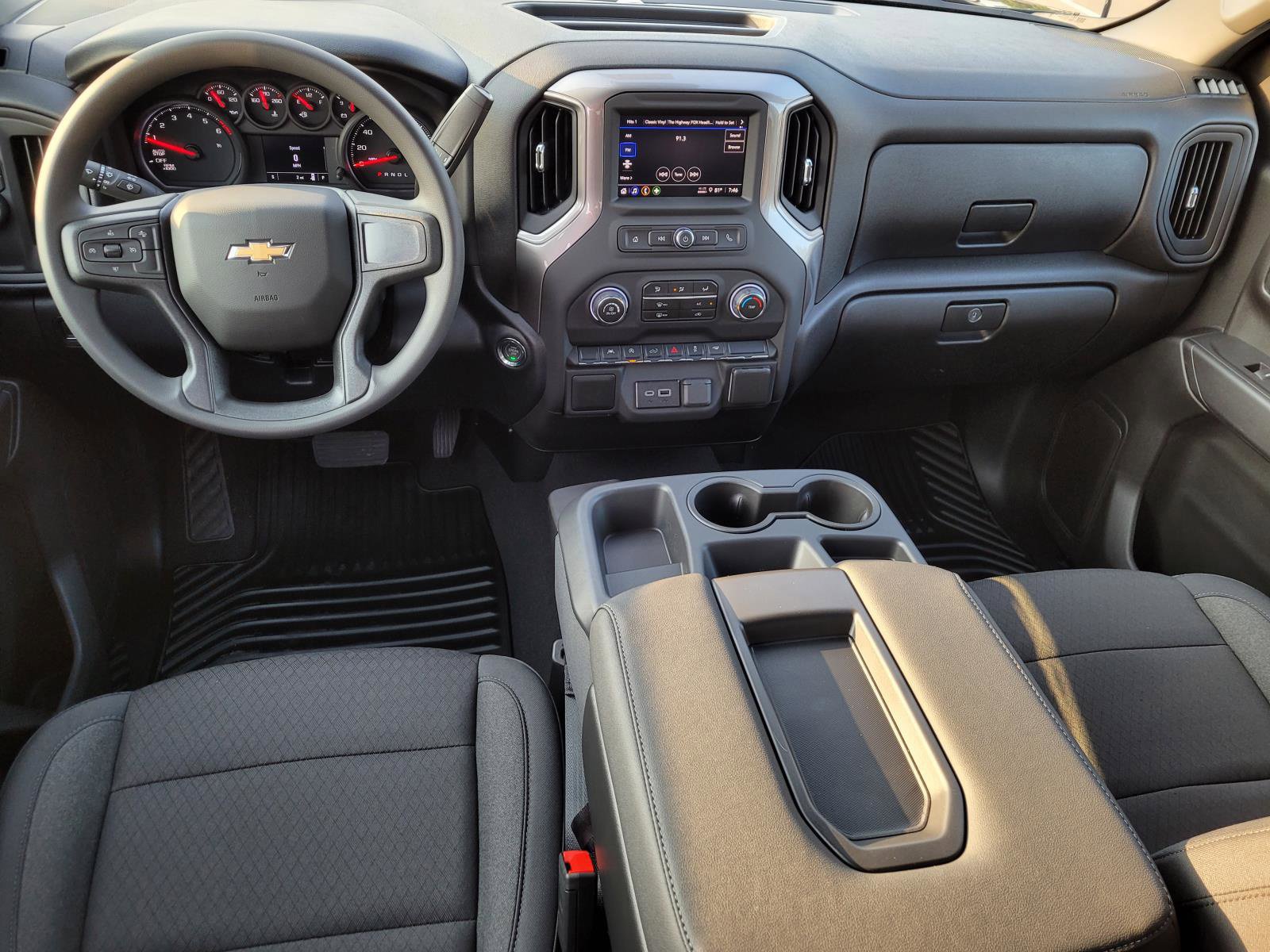 New 2026 Chevrolet Silverado 1500 Custom RWD image 9