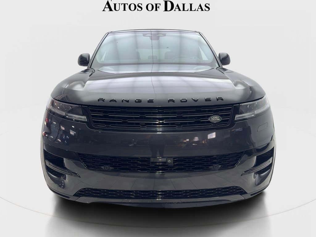 Used 2024 Land Rover Range Rover Sport SE image 3